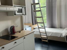 THH Apartments, hotel em Talin