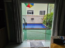 Duplex Inteiro com Piscina , Sauna & Churrasqueira, hotel di Nova Friburgo