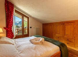 CHALET PONTAL 11 - Relax e vista sulle montagne - COUR 0154, Hotel in Courmayeur
