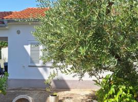 Holiday Home Paula, hotel a Krk