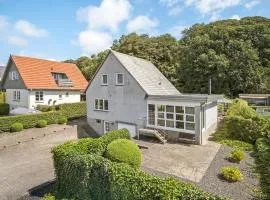 Nice Home In Sydals With Wifi