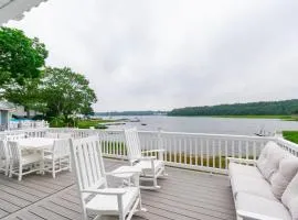 Spacious 3BR Sunset Island Beach House