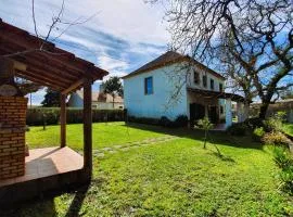 Casa do Cuco, acolhedora, em aldeia tranquila com espaço exterior generoso perto de Pombal