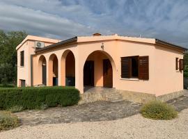 Peaceful villa near Skradin and krka, Hotel in Gorice