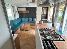 Mobil-Home neuf Valras-Plage - Camping 4 étoiles les Sables du Midi, hotel en Valras-Plage
