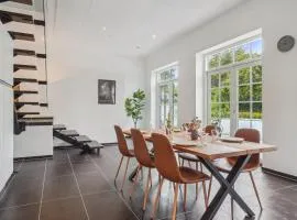 Nyrenoveret 3BR nær Aarhus m Gratis Parkering