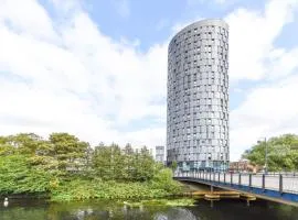 Chic Studios at The Summit