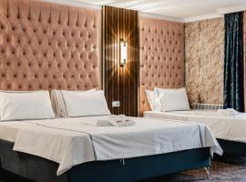 РИМ Grand Hotel, hotel a Almaty