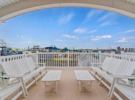 Steps From Beach & Boardwalk, Ocean Views with 5 Decks, 3 Cars, vila v destinaci Seaside Heights