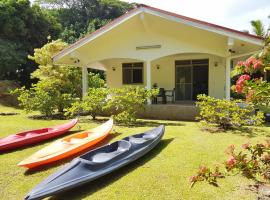 HUAHINE - Fare Teakavehere Tipanier, hotel din Haapu