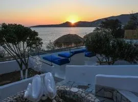 VETUS PORTUM SUITES TINOs