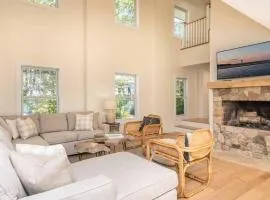 Large Family Home with Carriage House