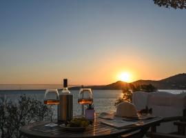 VETUS PORTUM SUITES TINOs, viešbutis mieste Tinas