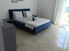 NIKOLARI RESORTs