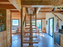 Le Refuge des Loups Blancs 12 pers โรงแรมในOuhans