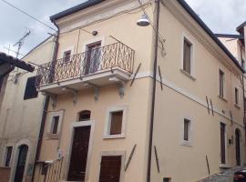 Casa Martino, villa in Barisciano