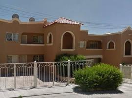 Comodo y ubicado Departamento Visa hospitales USA, hotel in Heroica Nogales