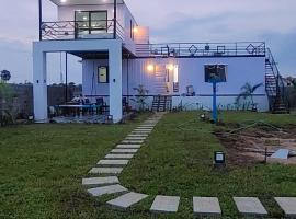 Mahormi Beach house, Hotel in Chīrāla