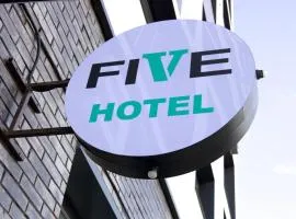 Five Hotel