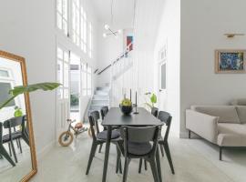 1924 Gemini House Jacuzzi, Garden, Rooftop, hotel u gradu 'Nicosia'