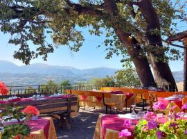 Agriturismo Roccamaia: Pievebovigliana'da bir kalacak yer