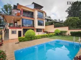 EKOSTAY - Fairmont Villa