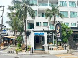 Benyada Lodge - Surin Beach