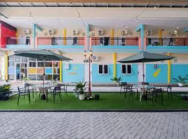 Sans WM Hotel Blitar