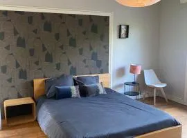 Hypercentral flat for 6 in Lorient
