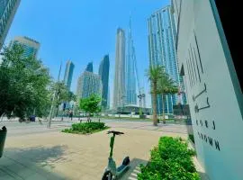 New Elegance at Burj Crown downtown Balcony & View