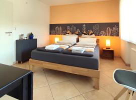 Zimmer mit Terrasse am Jakobsberg, hotel a Ockenheim