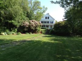 Liberty Hill Inn, Bed & Breakfast in Yarmouth