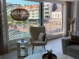 Appartement Axelle 3, hotel in Blankenberge