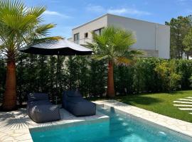 San Pietro Villa 2, hotel a Durrës