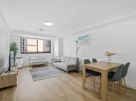 Spacious 2BR Apt & DarlingHarbour&Chinatown-2 mins walk