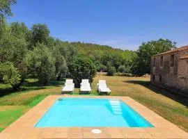 Casa rural con jardín privado!