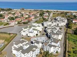 1 Bedroom Cozy Apartment In Isca Marina