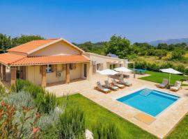 Villa Stamatella by Villa Plus, hotel v destinaci Velonádes