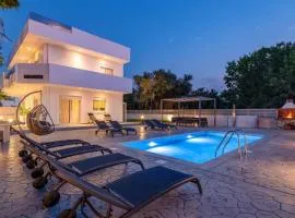 Villa Dana by Villa Plus