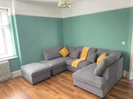 Hometel Digs Hidden Mansion Sleeps 15