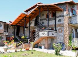 Bujtina Syni Zi "Keshtjella" - Shengjin, hotel a Shëngjin