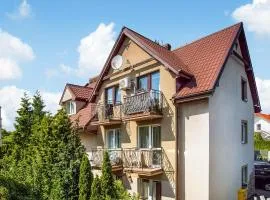 Gorgeous Apartment In Jastarnia