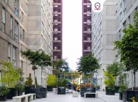 New Chic Condo with Gym Access & Private Roof, apartmán v rezidenci v destinaci Mexico City