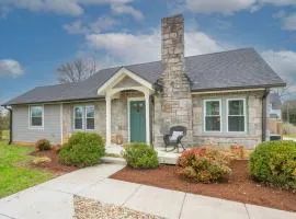 Beautiful Cottage in Donelson Close to Opryland