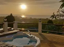 Spacious Villa with Sunset Sea View