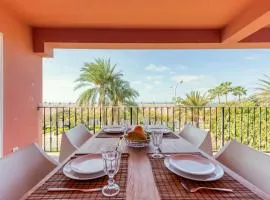 Gran terraza con vistas al mar