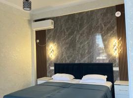 Zam-Zam Hotel Turkestan, hotelli, jossa on pys&auml;k&ouml;intimahdollisuus kohteessa T&uuml;rkistan