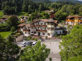 Chalet Campiglio Imperiale, hotel a Madonna di Campiglio