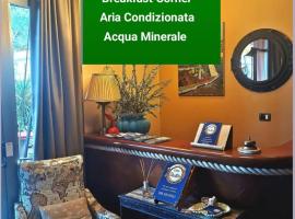 Casa Dorita - Free Breakfast Corner 8-12, hotel di Cervia