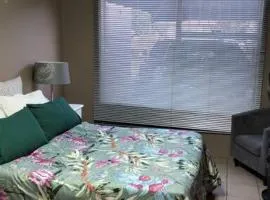 Guest Suite in Roodepoort with private access